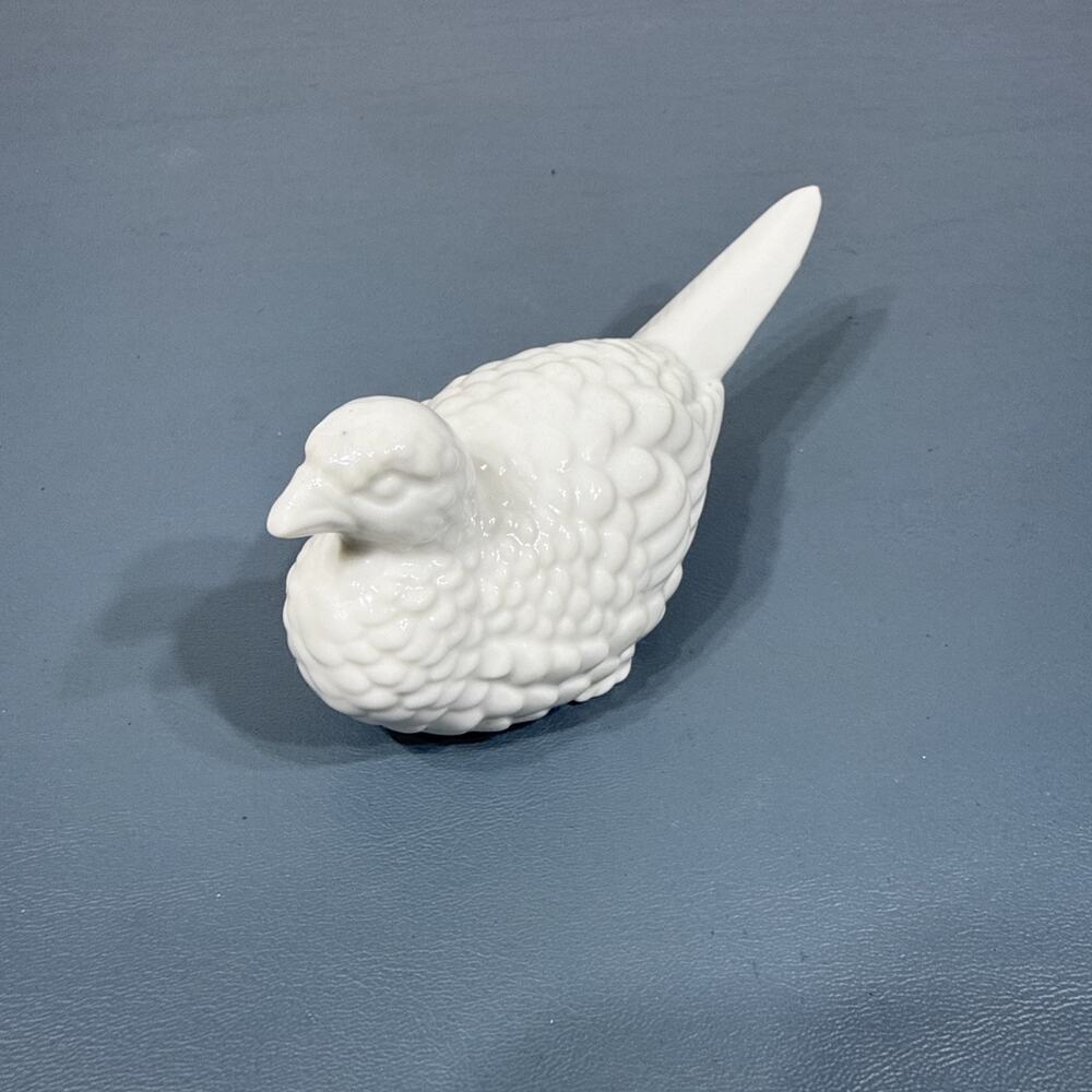 Vintage Otigiri White Porcelain Decorative Pheasant Figurine 5.5"